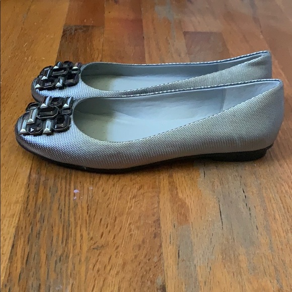Women’s dress flats - Picture 2 of 4